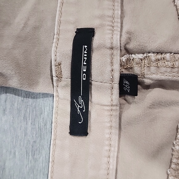 Women A3 plus size beige capri 26W - Picture 10 of 11